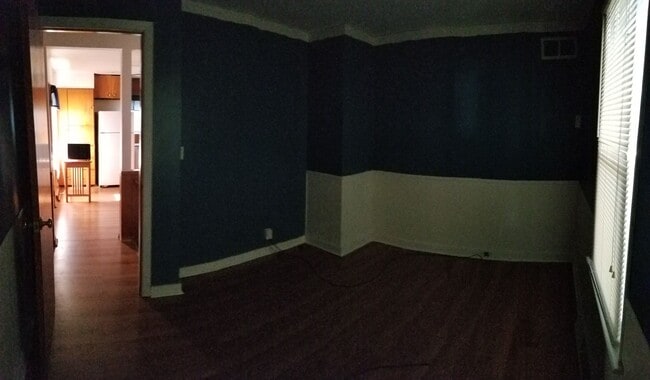 Building Photo - Beautiful Oakland Home with Finished Basement & Hardwood Floors