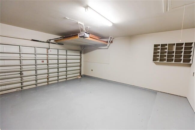 Building Photo - 314 Blossomwood Dr