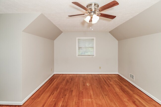 Building Photo - 108 Mistwoode Rd