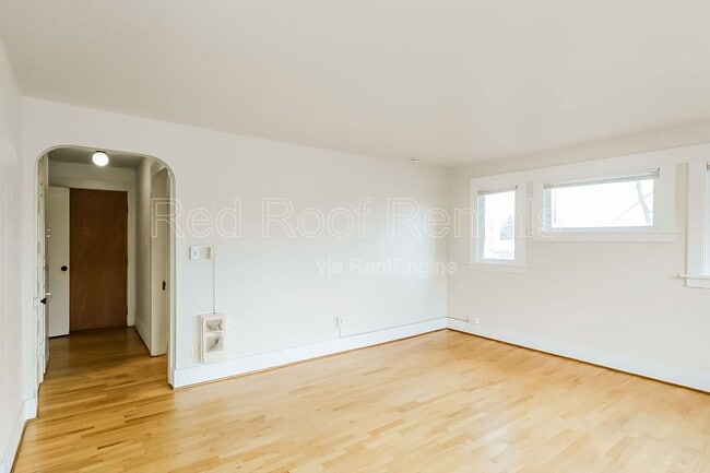 Building Photo - 1301-1311 6th Avenue