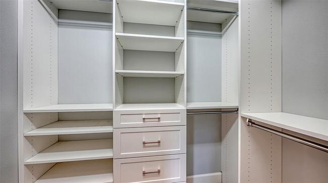 Building Photo - 13609 Messina Loop