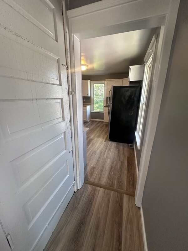 Building Photo - 3414 Daisy Ave