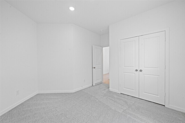 Building Photo - 16618 Golden Harvest Dr