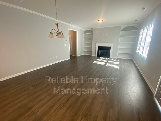 Building Photo - 23 Bluejack Ct