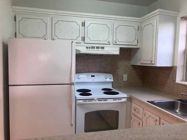 Building Photo - 209 Camden I