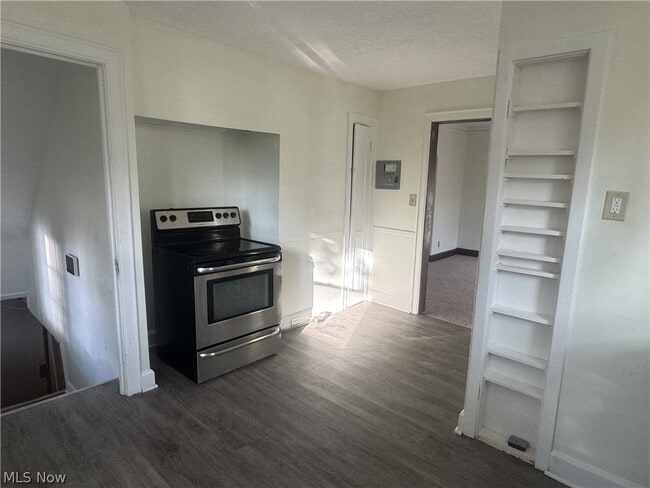 Building Photo - 4058 Ardmore Rd