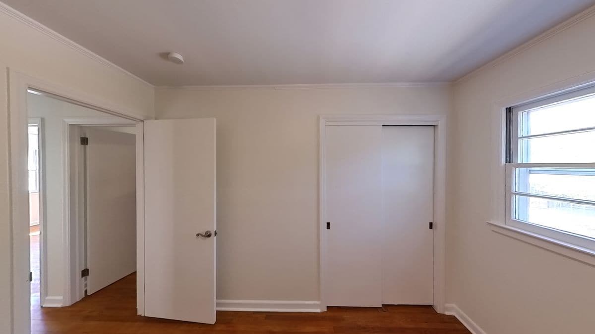 Building Photo - 5719 Wrightsville Ave