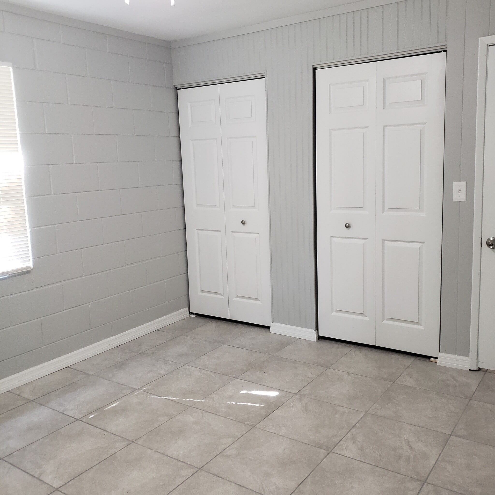 Building Photo - 2061 50th Avenue