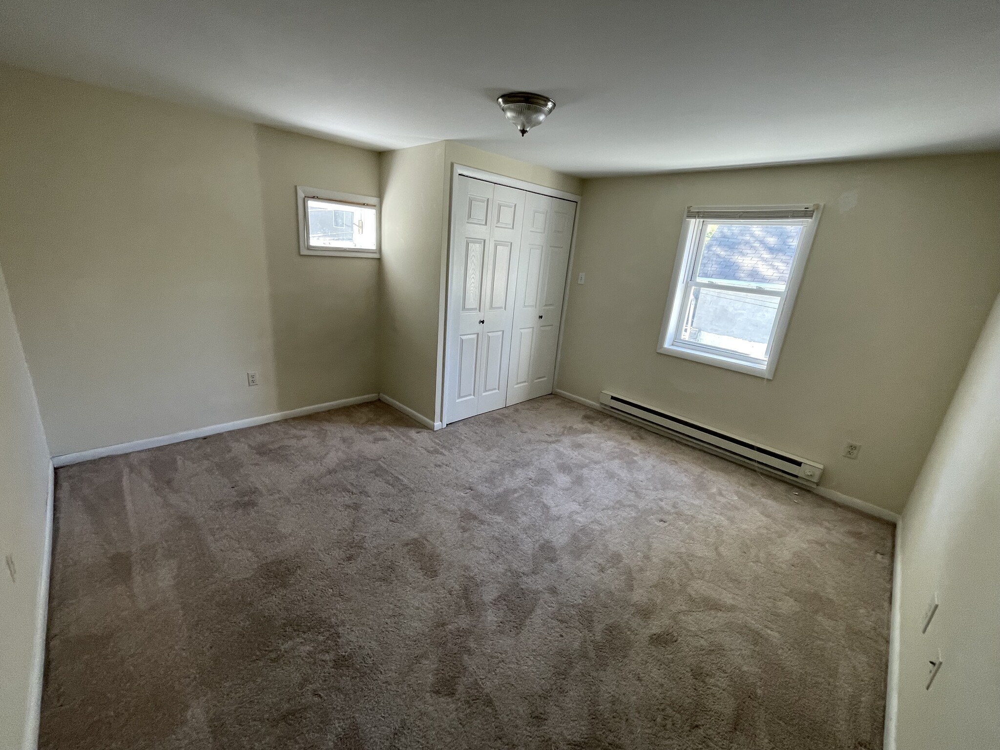 Large second bedroom with large closet - 225 E 6th Ave