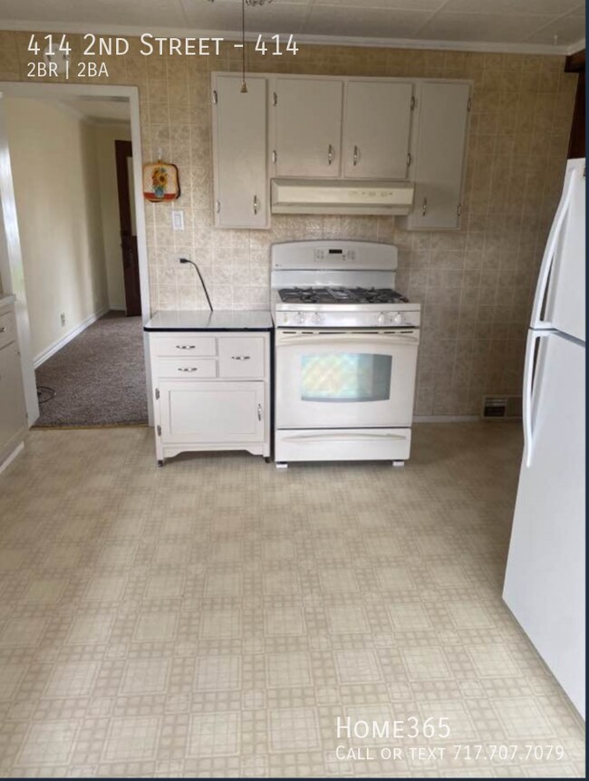 Building Photo - Charming 2 Bedroom Home!