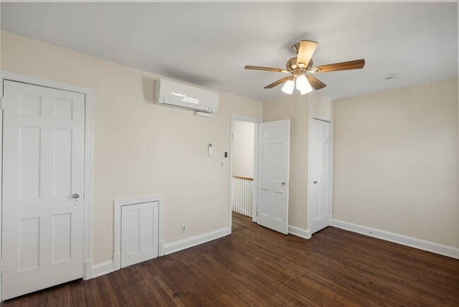 Building Photo - Capitol Hill Townhome | 3 Bed | 2 Bath | 1,350 Sf | Fenced-In Backyard