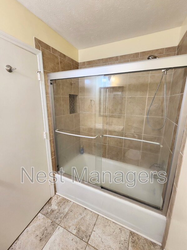 Building Photo - 1512 Atwick Dr