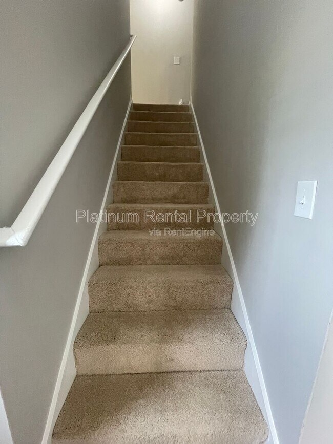 Building Photo - 3607 Waldrop Rd