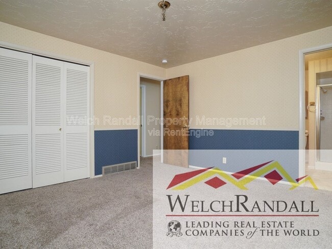 Building Photo - 3313 S 300 W