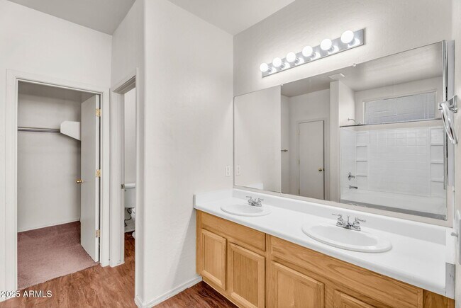 Building Photo - 13644 W San Juan Ave