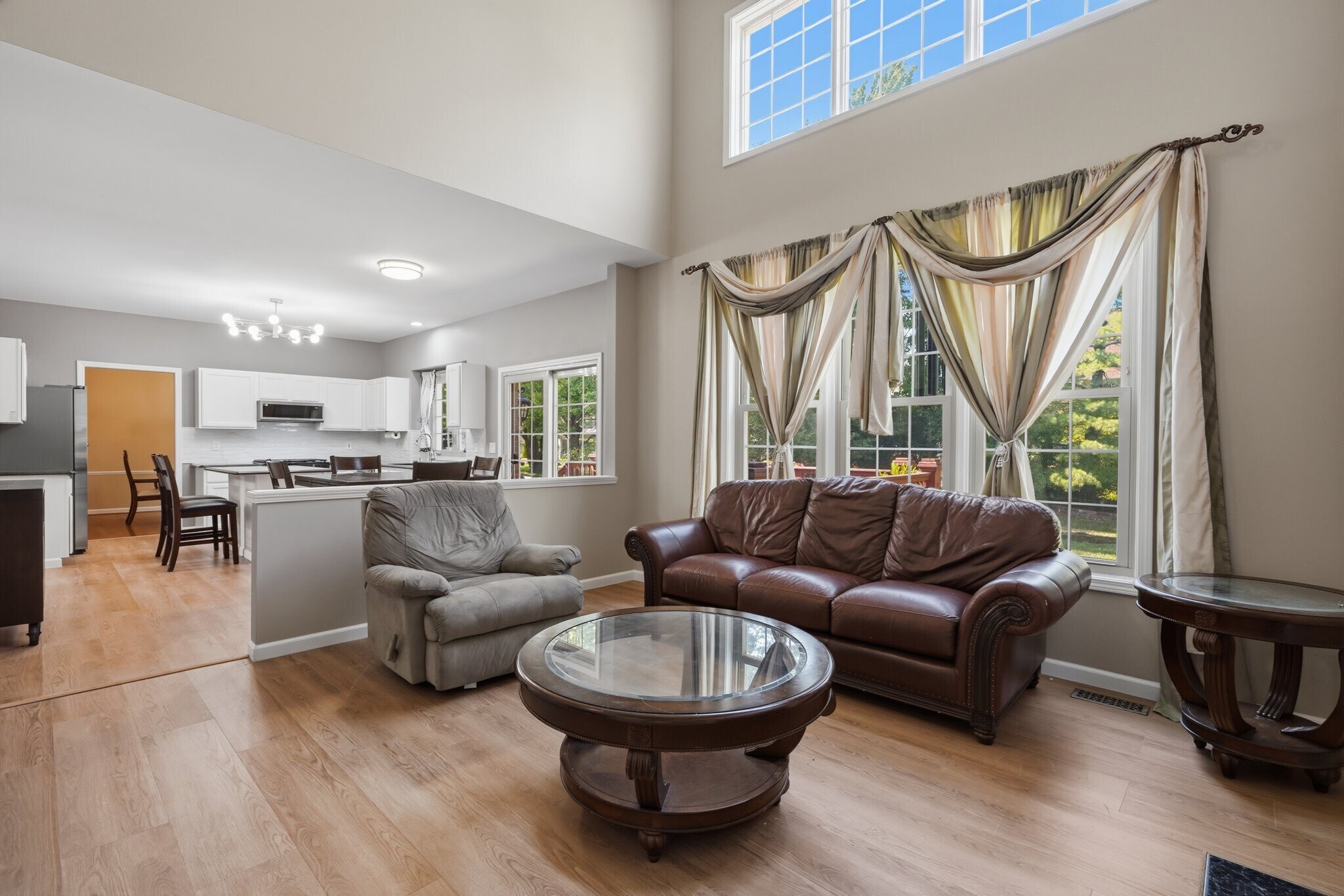 Building Photo - 44525 Fenwick Dr
