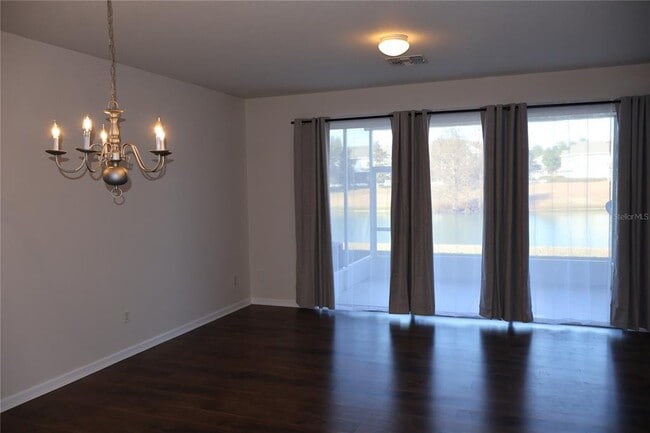 Building Photo - 4953 SW 45th Cir