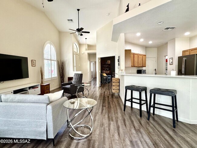 Building Photo - 13401 N Rancho Vistoso Blvd