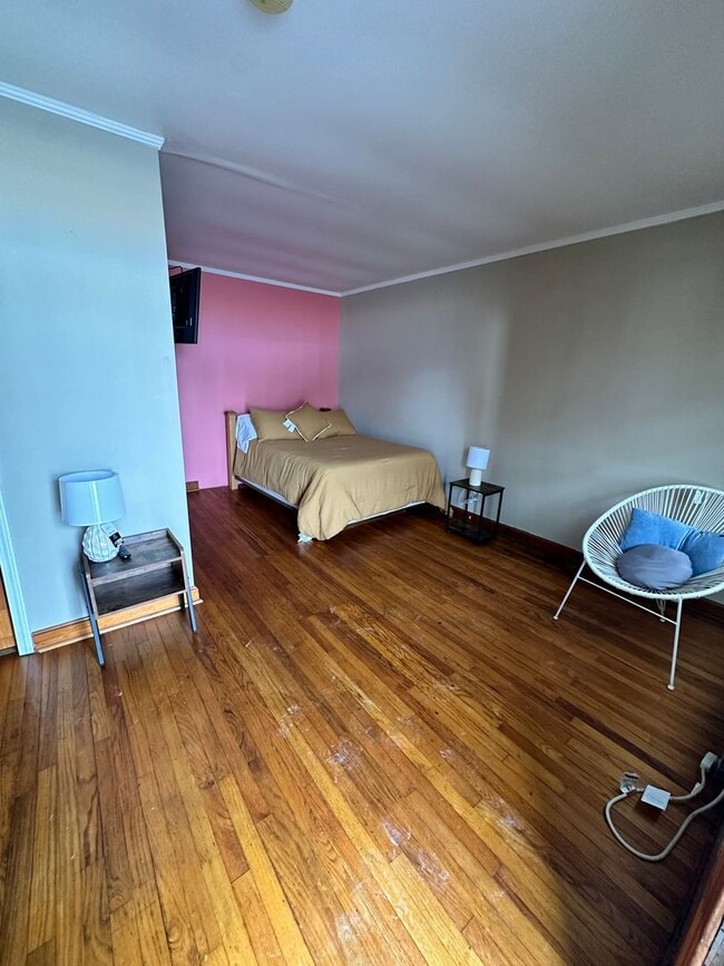 Building Photo - Studio Apt For Rent in Kuttawa Near Lake