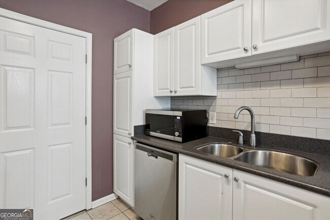 Building Photo - 206 Spring Heights Ln