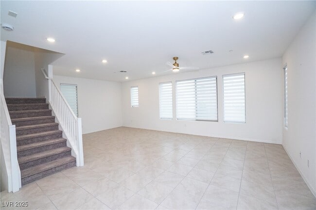 Building Photo - 11622 Midnight Melody Ave