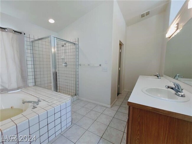 Building Photo - 5610 Bridger St