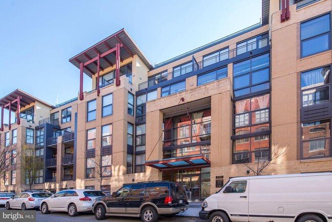 Building Photo - 2301 Champlain St NW