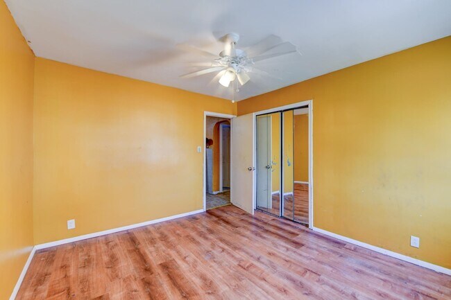 Building Photo - 245 Orange Ave