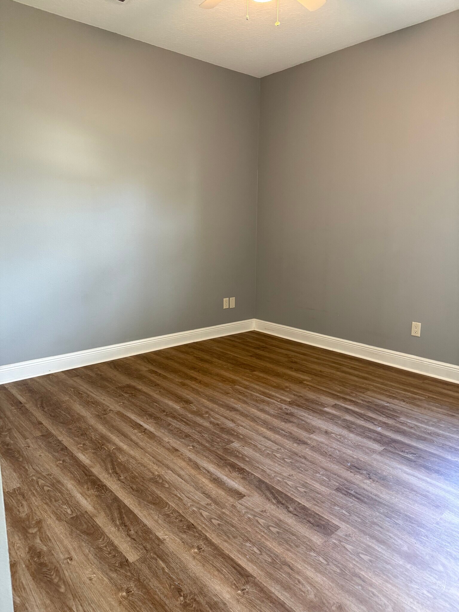 Building Photo - 7530 Colbury Ave