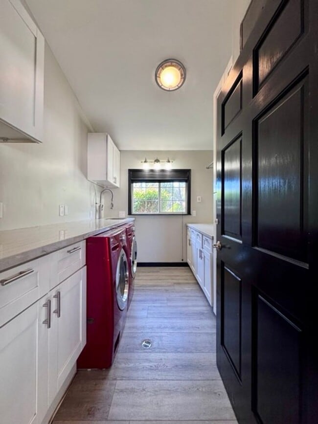 Building Photo - Welcome to this stunning upgraded ranch-st...