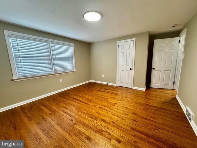 Building Photo - 551 Fern Hill Rd