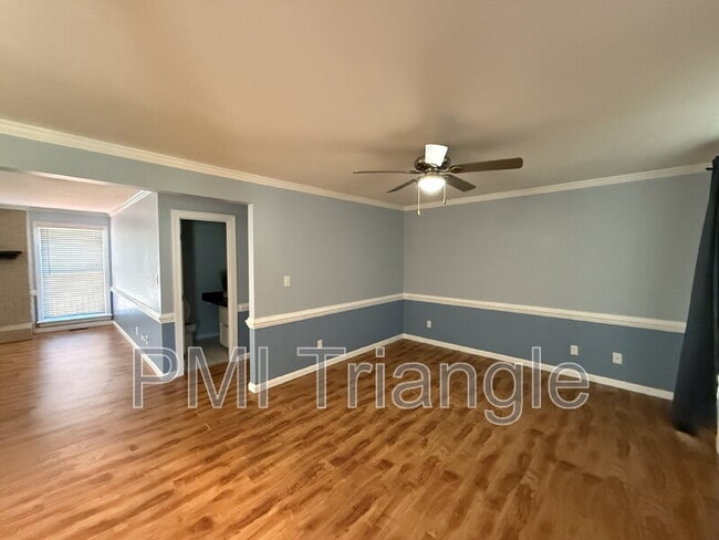 Building Photo - 4301 Ellinwood Dr