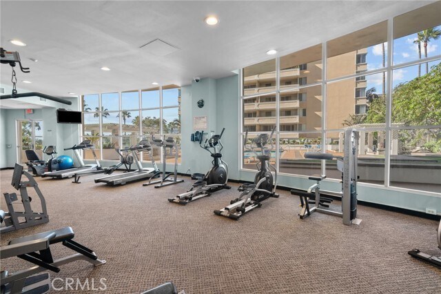 Building Photo - 700 E Ocean Blvd