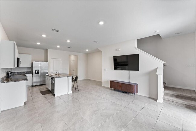 Building Photo - 33066 Major Oak Dr