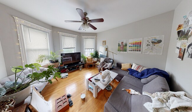Primary Photo - 22 Pleasant St