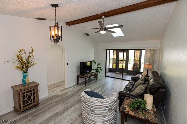 Building Photo - 1420 Academy Blvd