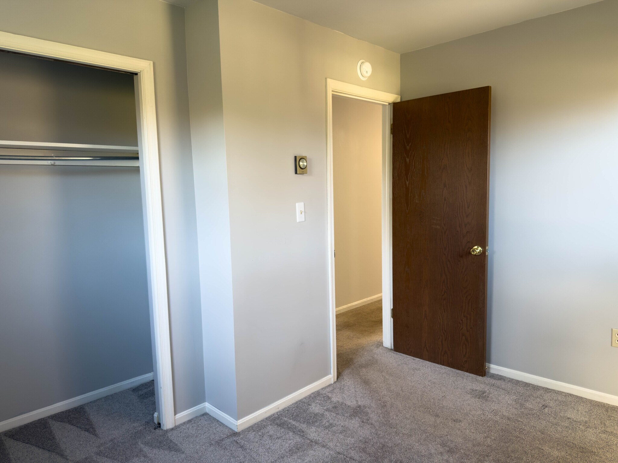 Building Photo - 2231 Donough Dr