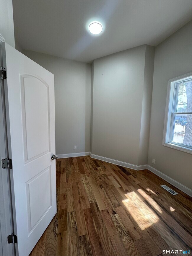 Building Photo - 740 Dixwell Ave
