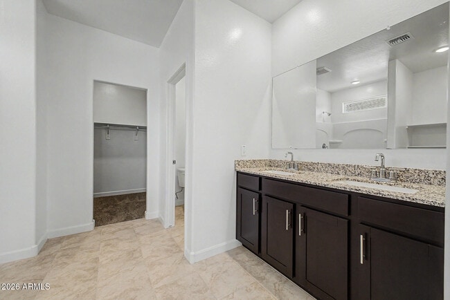 Building Photo - 5457 E Cinder Ln