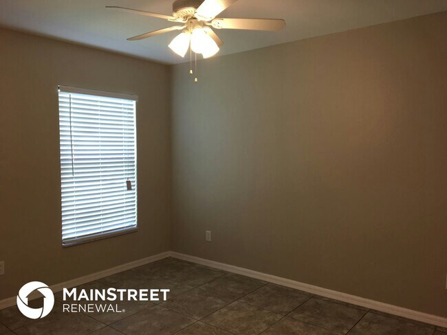 Building Photo - 622 SW 11th Ave