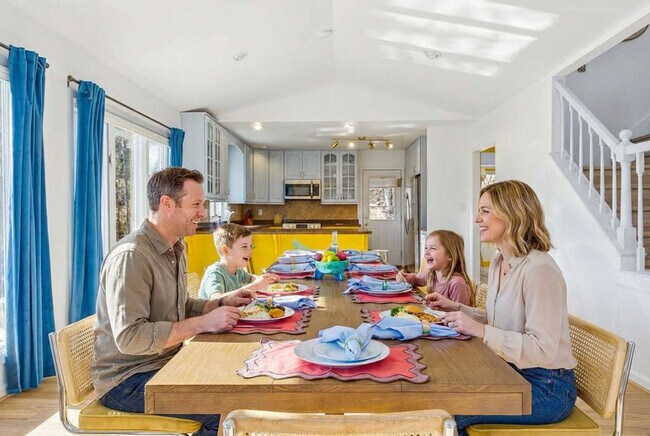 Building Photo - 12 Apple Tree Way