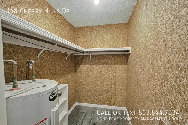 Building Photo - 148 Cherry Hills Dr