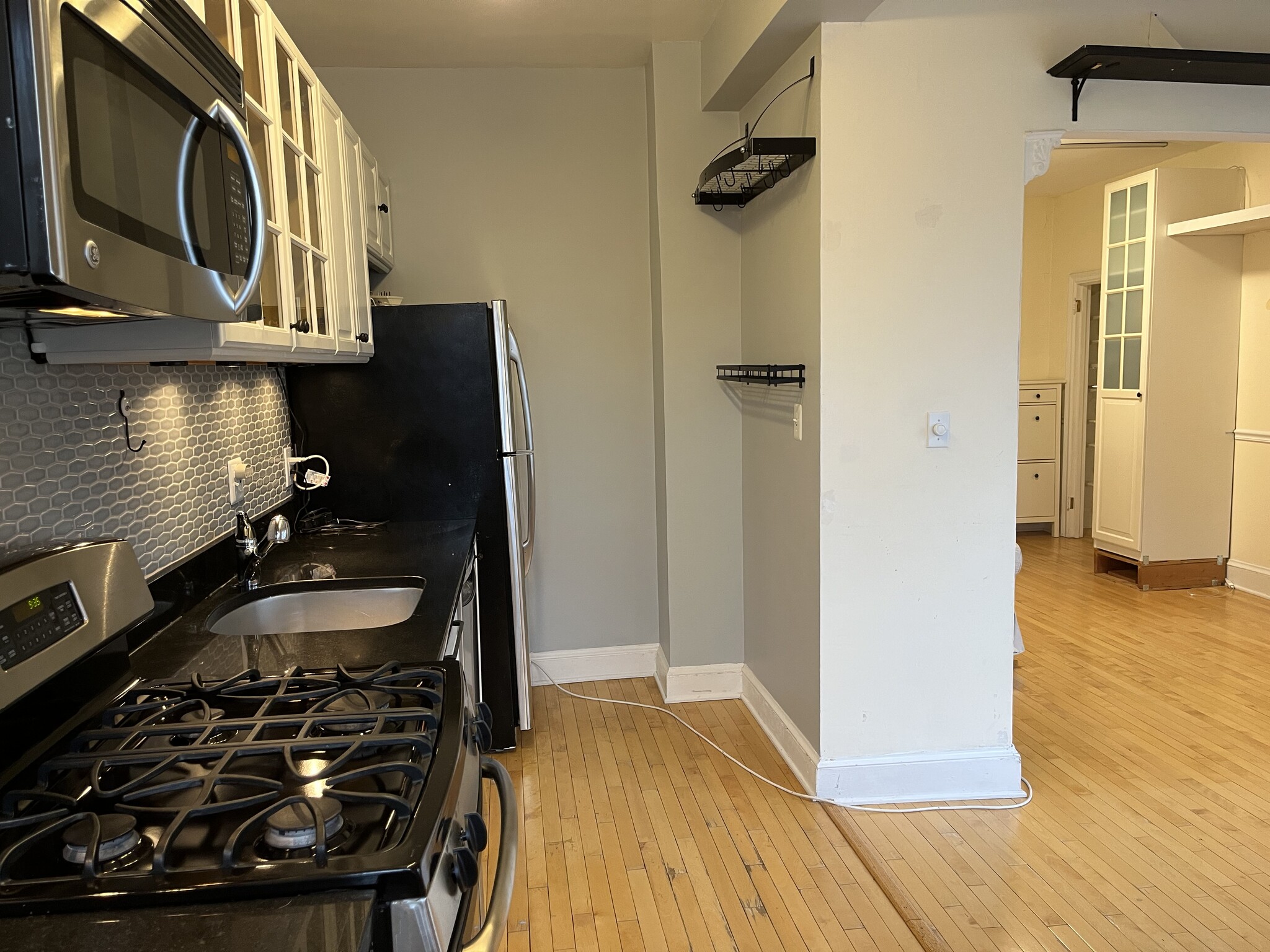 Building Photo - 644 Massachusetts Ave NE