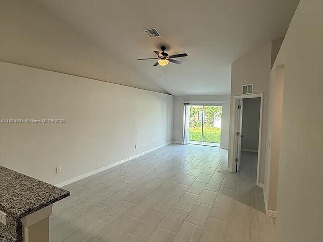 Building Photo - 1413 Academy Blvd