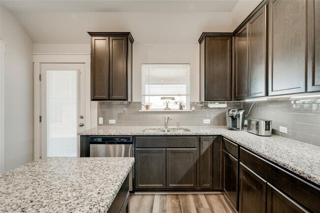 Building Photo - 148 Gidran Trail
