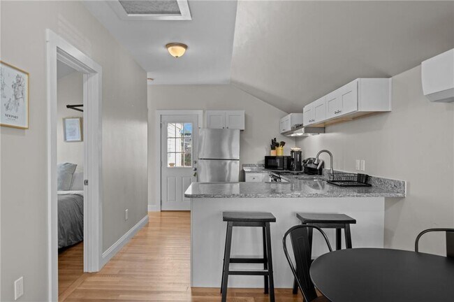 Building Photo - 49 Reservoir Rd