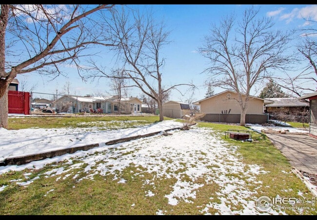 Building Photo - 417 Skyway Dr