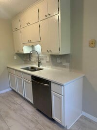 Building Photo - 360 57th Ave NE