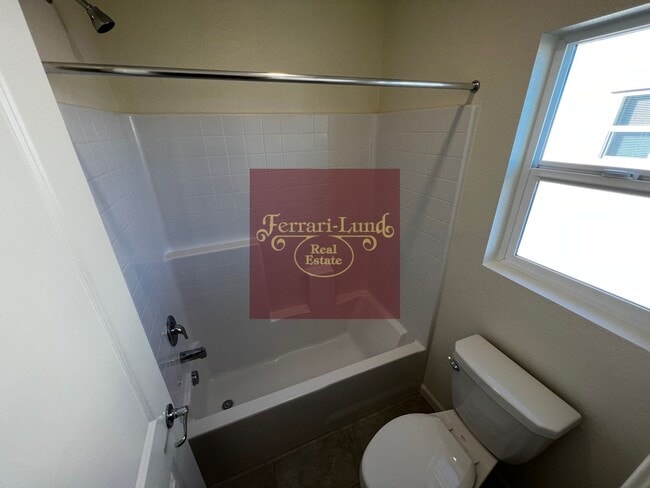 Building Photo - HOME in Lemmon Valley Community - Kay DeAlba!!