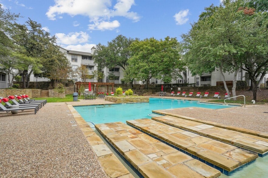 The Brittany 5801 Bridge St Fort Worth TX 76112 Apartment Finder